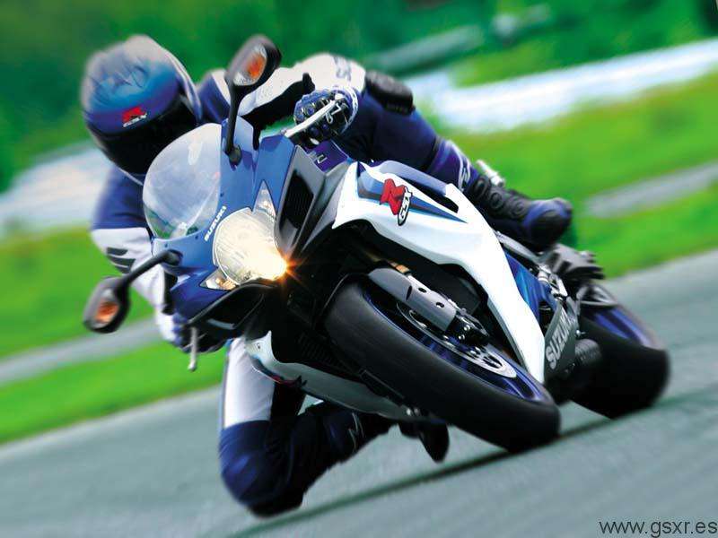 спорт мотоциклы suzuki tapety бесплатно