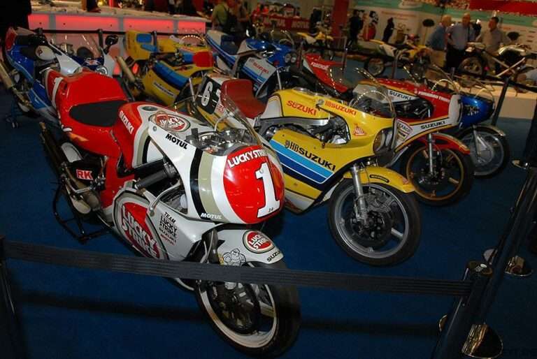 Suzuki motos clasicas competicion Intermot 2010