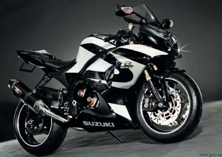 Suzuki GSX-R 1000 2010 Fast Bikes Magazine