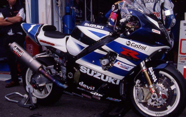 Suzuki GSXR 1000 2003 - SERT Suzuki Endurance Racing Team