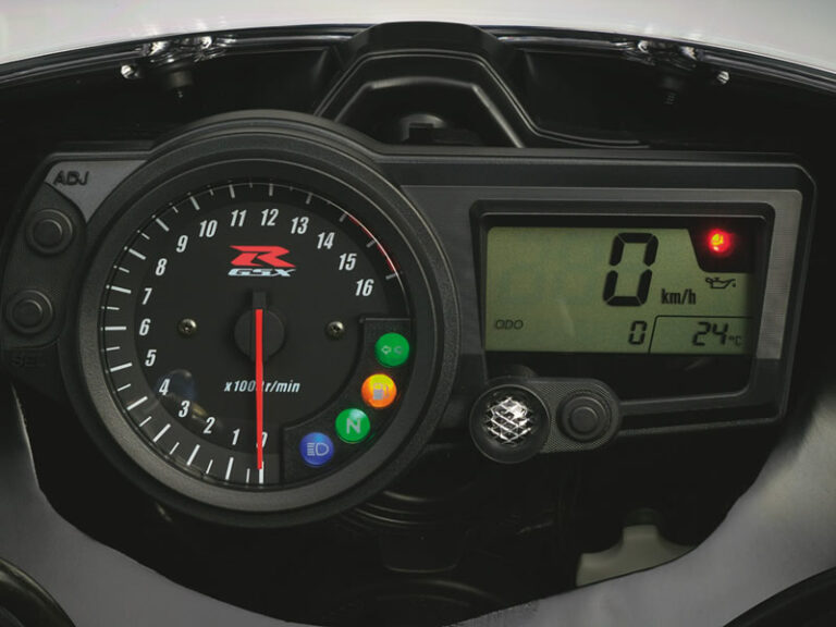 Suzuki GSX-R750 2004 Specifications