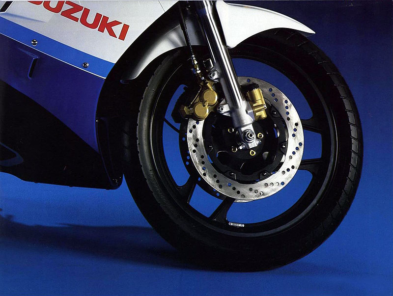 Suzuki GSX-R750 1987 Specifications