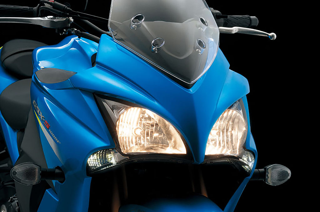 Suzuki GSX-S1000F 2015 Specifications